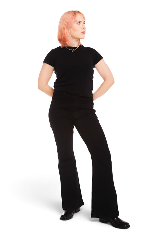 Flare Total Black